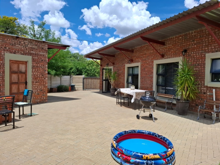 3 Bedroom Property for Sale in Fichardt Park Free State